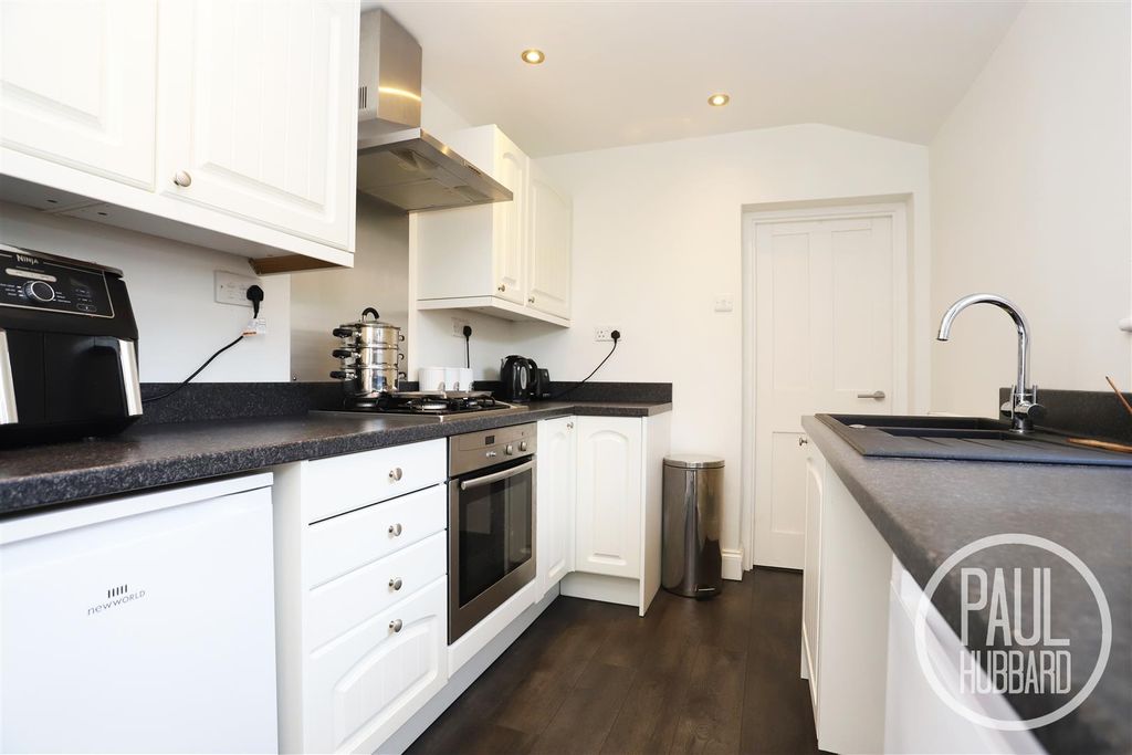 Property photo 3 of 14 Img_5864.Jpg