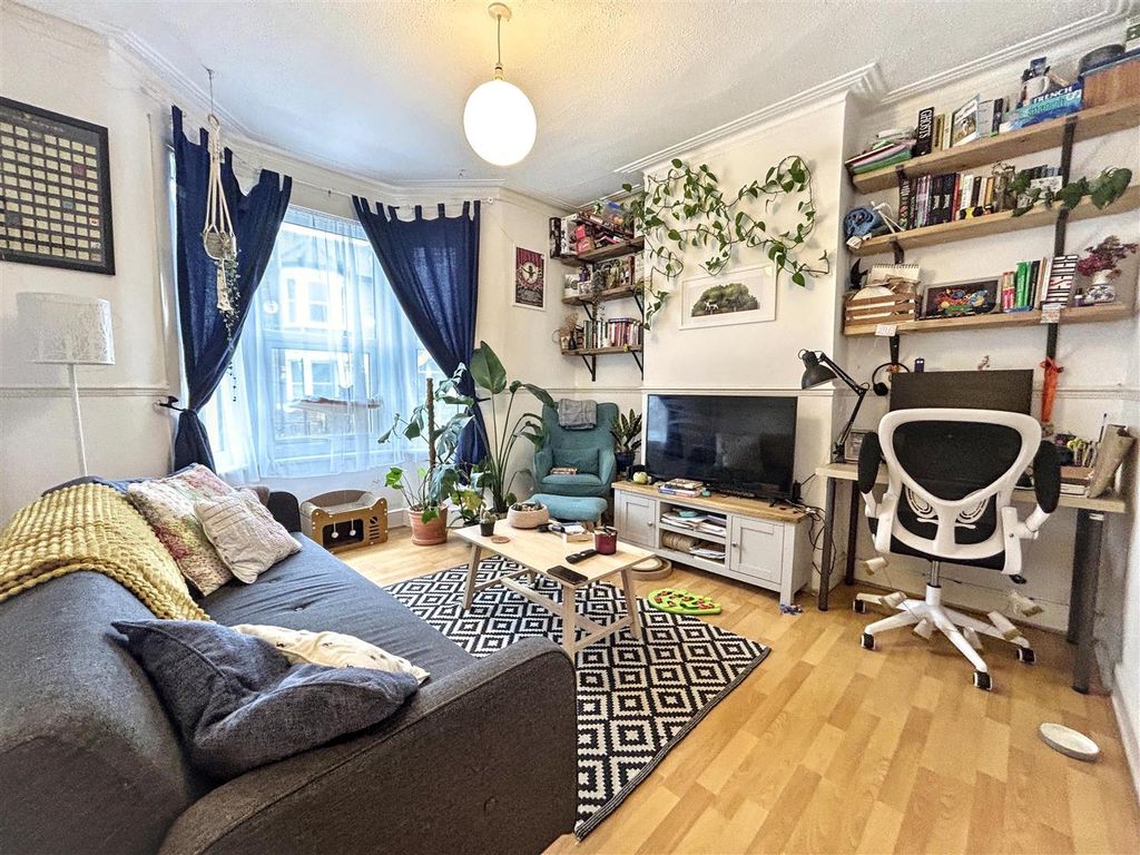 Property photo 3 of 13 Reception Room