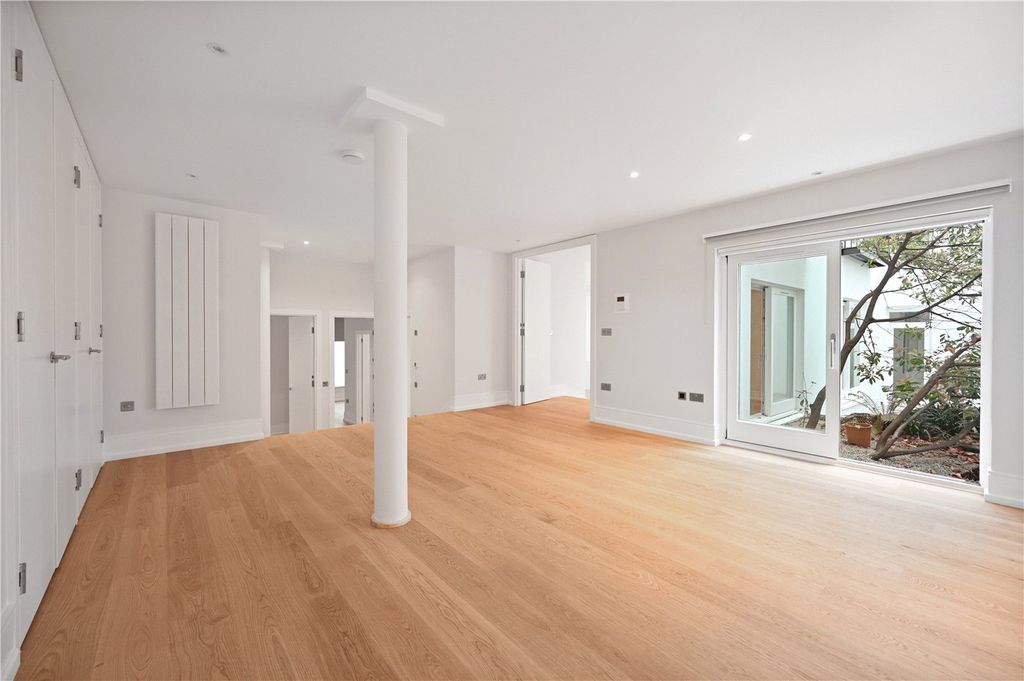 Property photo 2 of 11 Picture No. 12