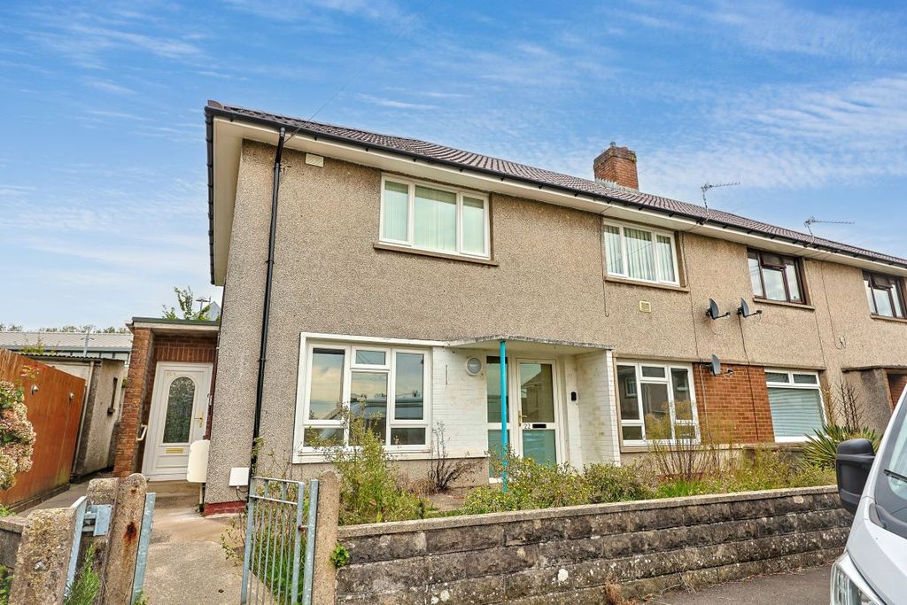 Property photo 1 of 8