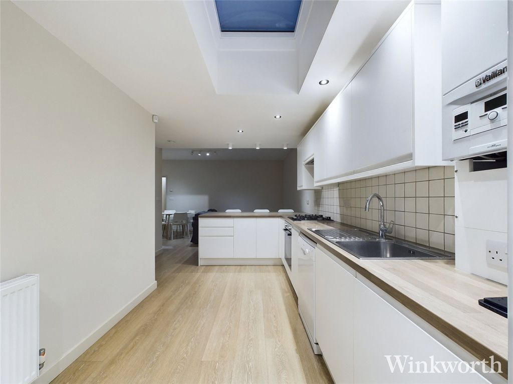 Property photo 3 of 9 Picture No. 16