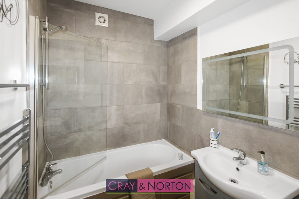 Property photo 3 of 6 Photo 3