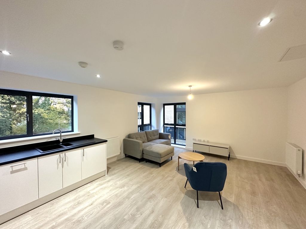 Property photo 2 of 13 Img_4343