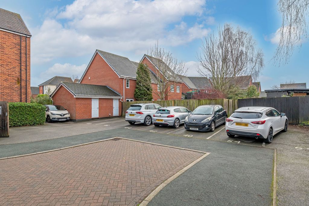 Property photo 3 of 12 Exterior