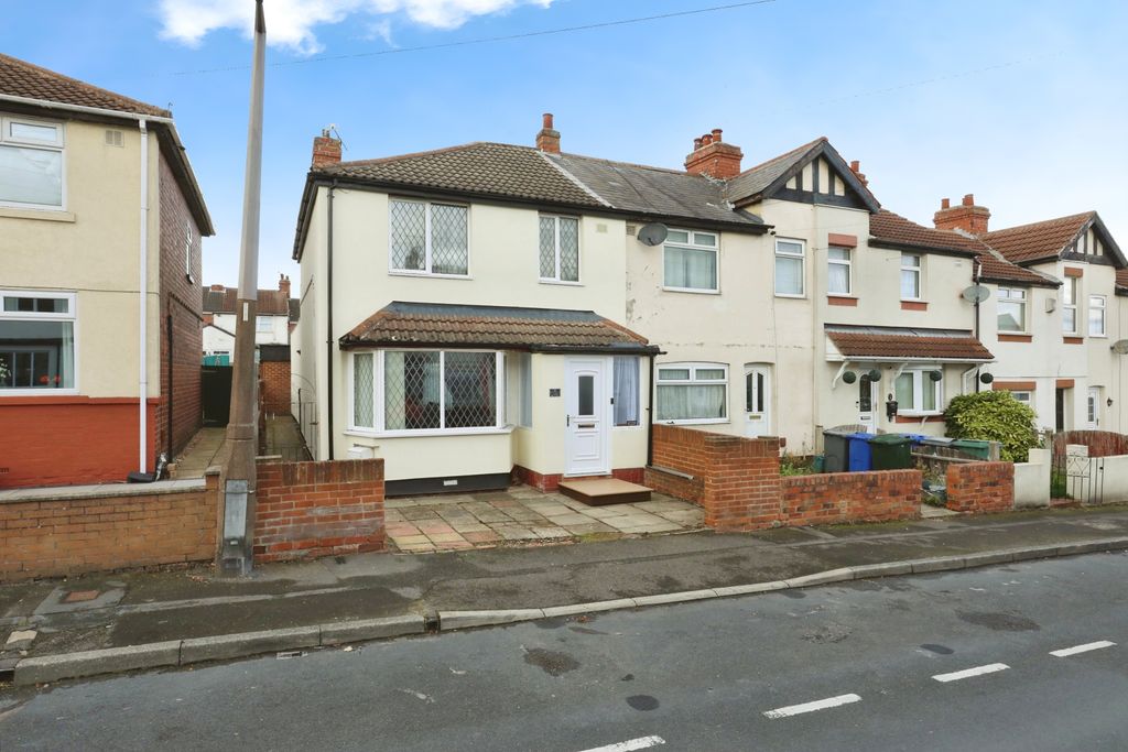 Property photo 1 of 15