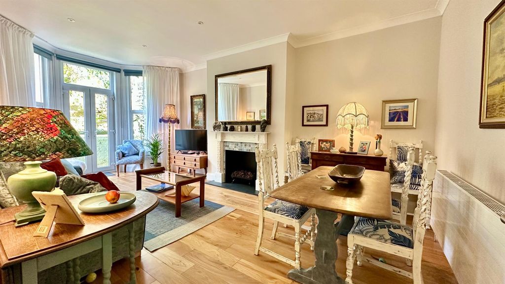 Property photo 1 of 46