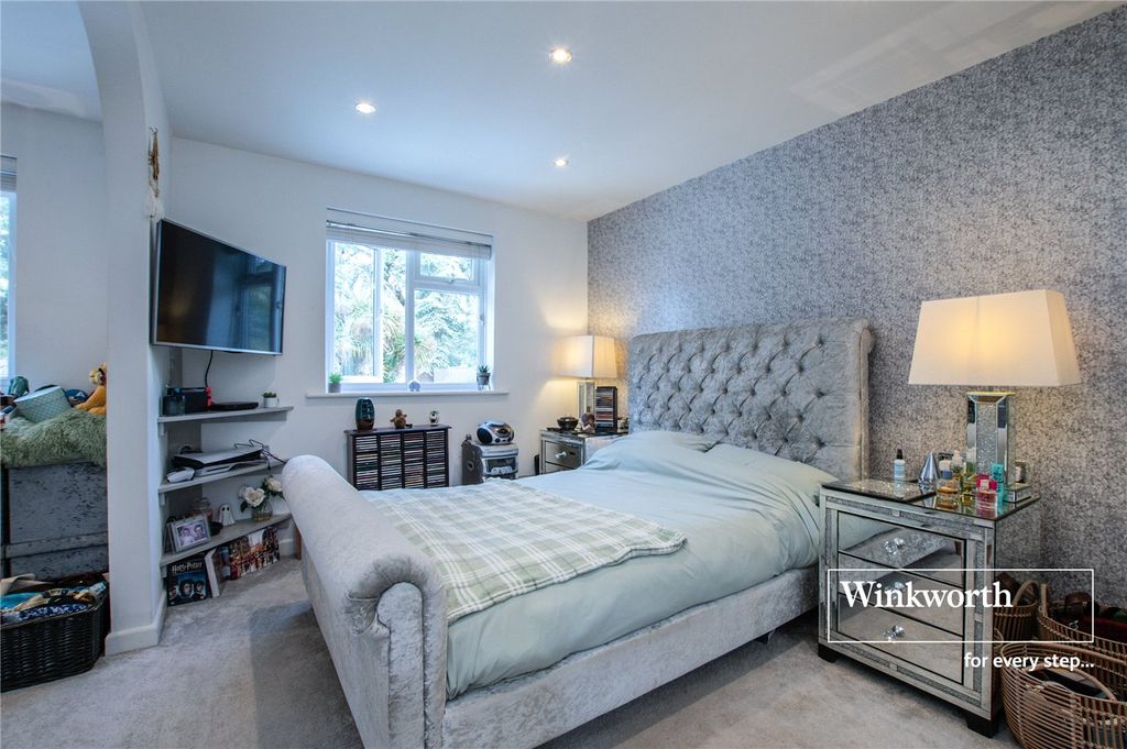 Additional image 15 of 3 bed detached house for saleGolf Links Road, Ferndown, Dorset BH22