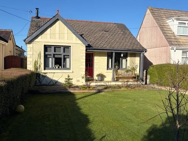 Property photo 2 of 19 14Bathesda20.Jpg