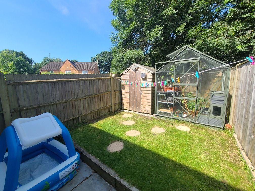 Property photo 2 of 23