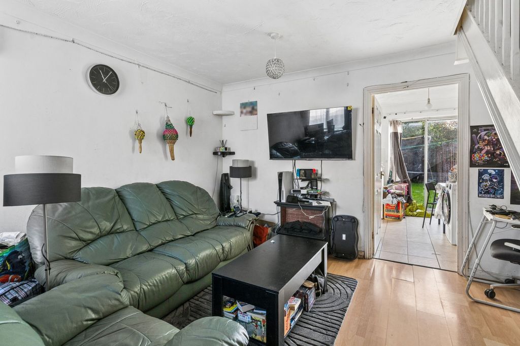 Property photo 2 of 13