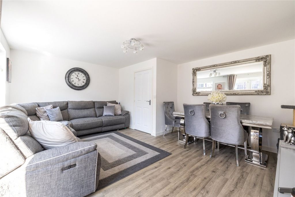 Property photo 1 of 21 Picture No. 03