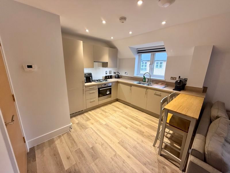 Property photo 3 of 6 Kitchen