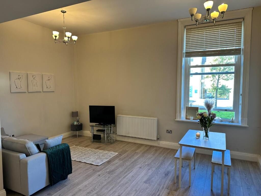 Property photo 2 of 5 Gallery