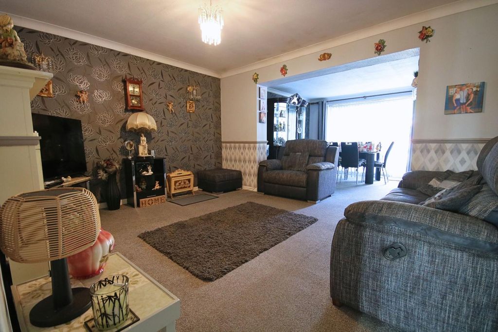 Property photo 3 of 12 liv1 (52).Jpg