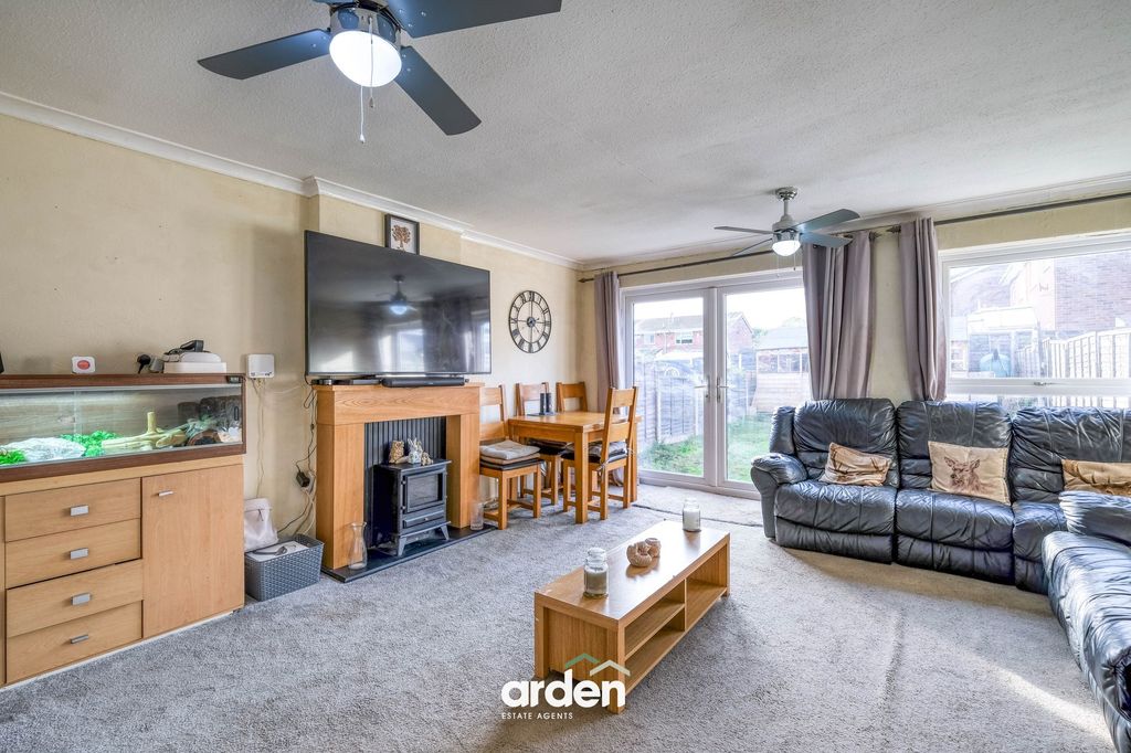 Property photo 3 of 13