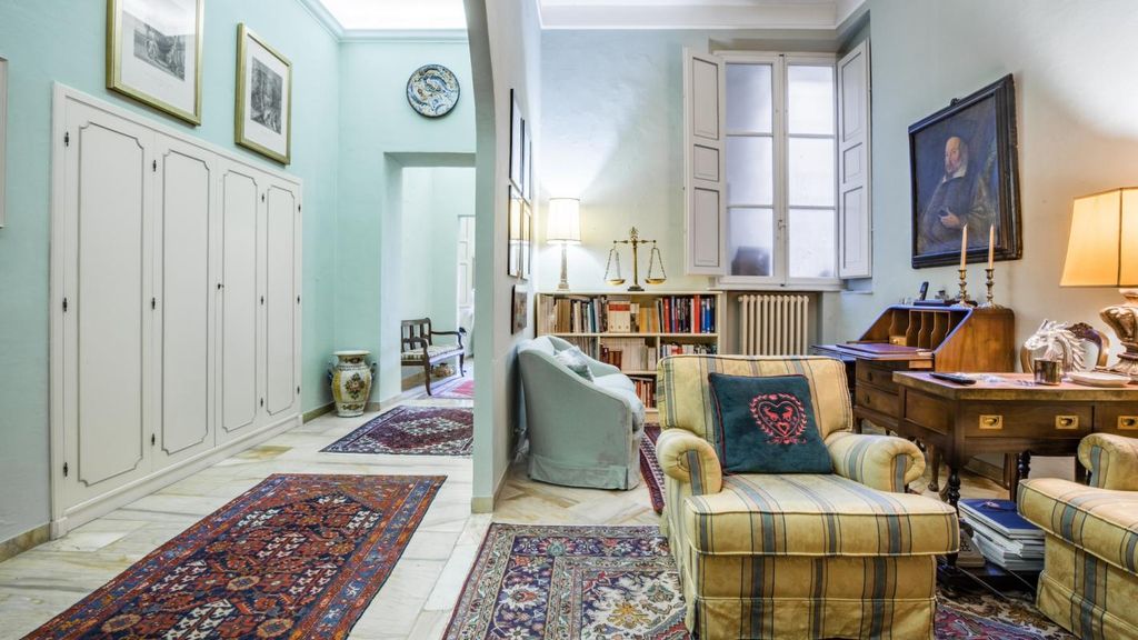 Property photo 2 of 34