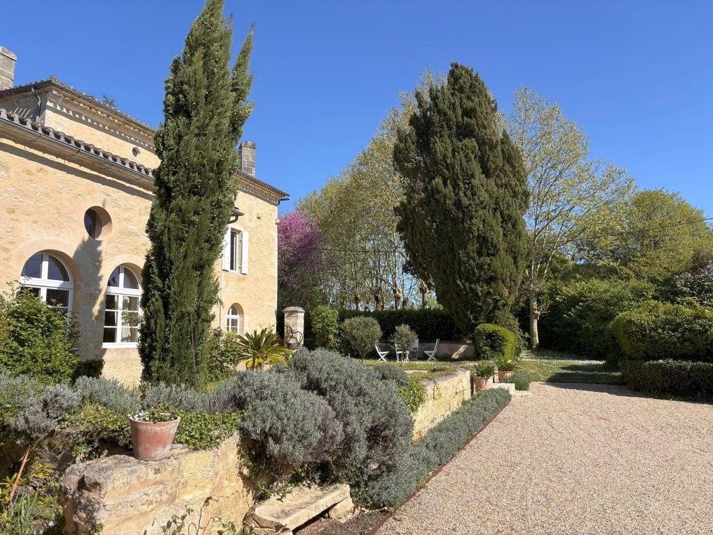 Property photo 1 of 7 Image