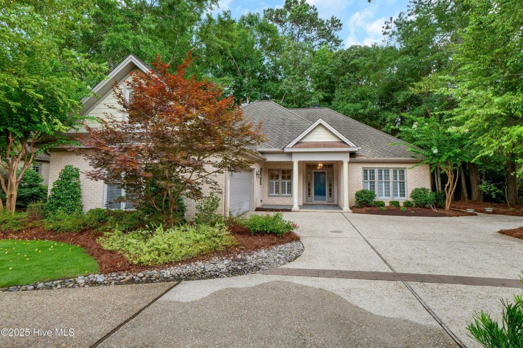 Property photo 1 of 29