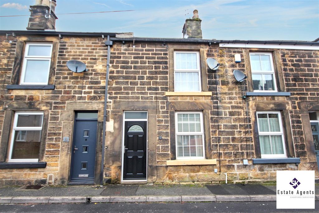 Property photo 1 of 11 Outside