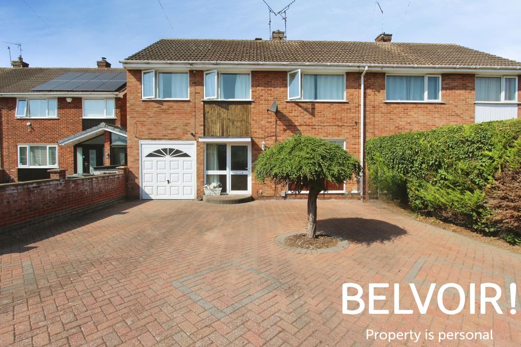 Property photo 1 of 27