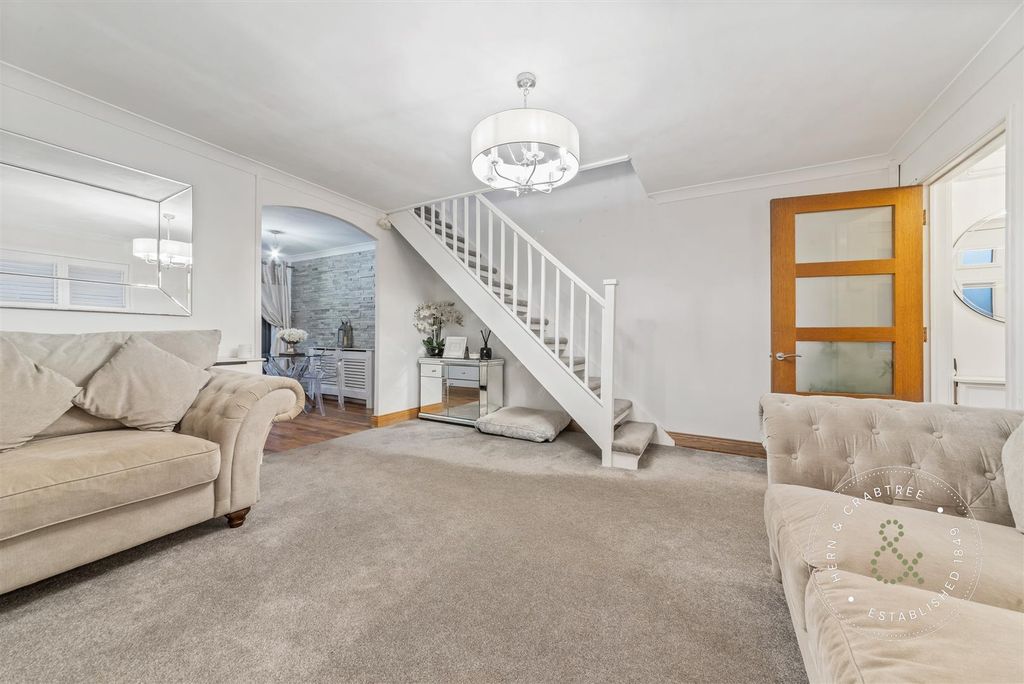 Property photo 2 of 26 Nant-Y-Pepra-04.Jpg