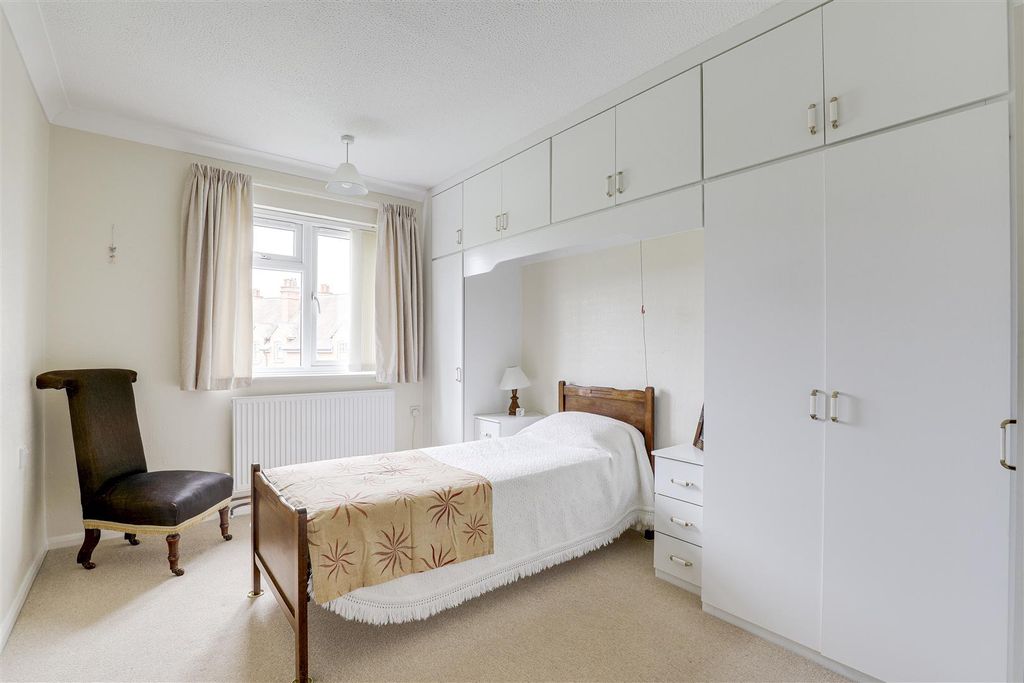 Property photo 3 of 11 10161.Jpg