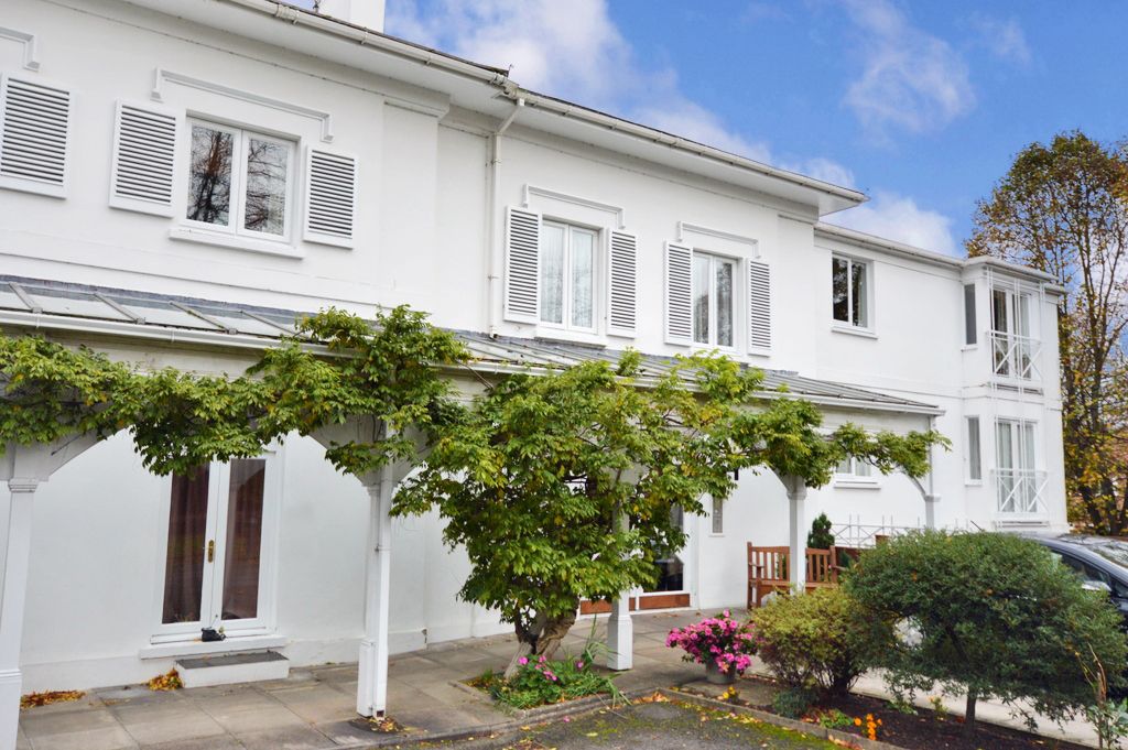 Property photo 1 of 10 General View