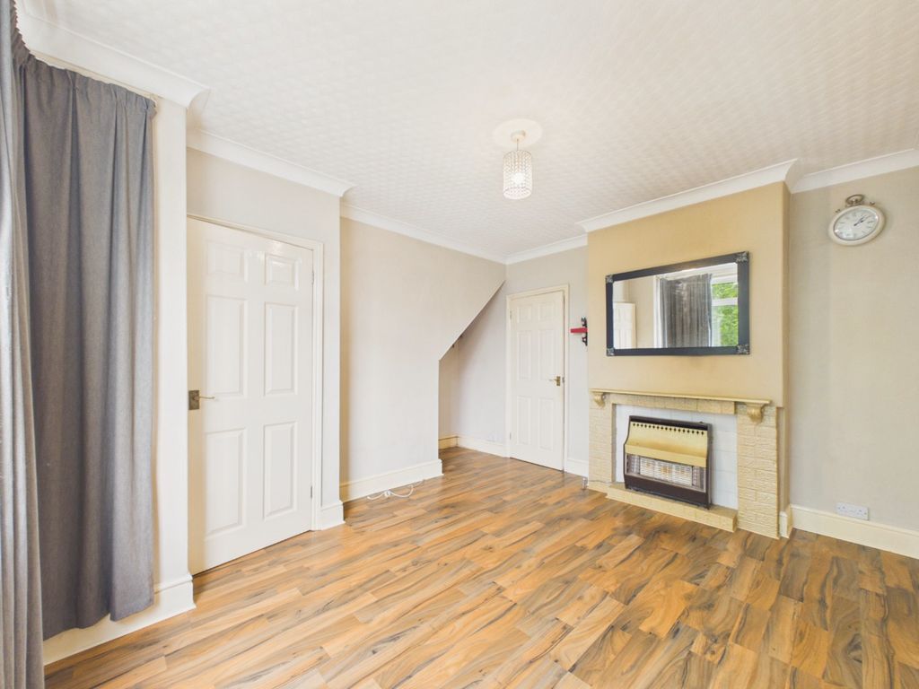 Property photo 3 of 17 5093186