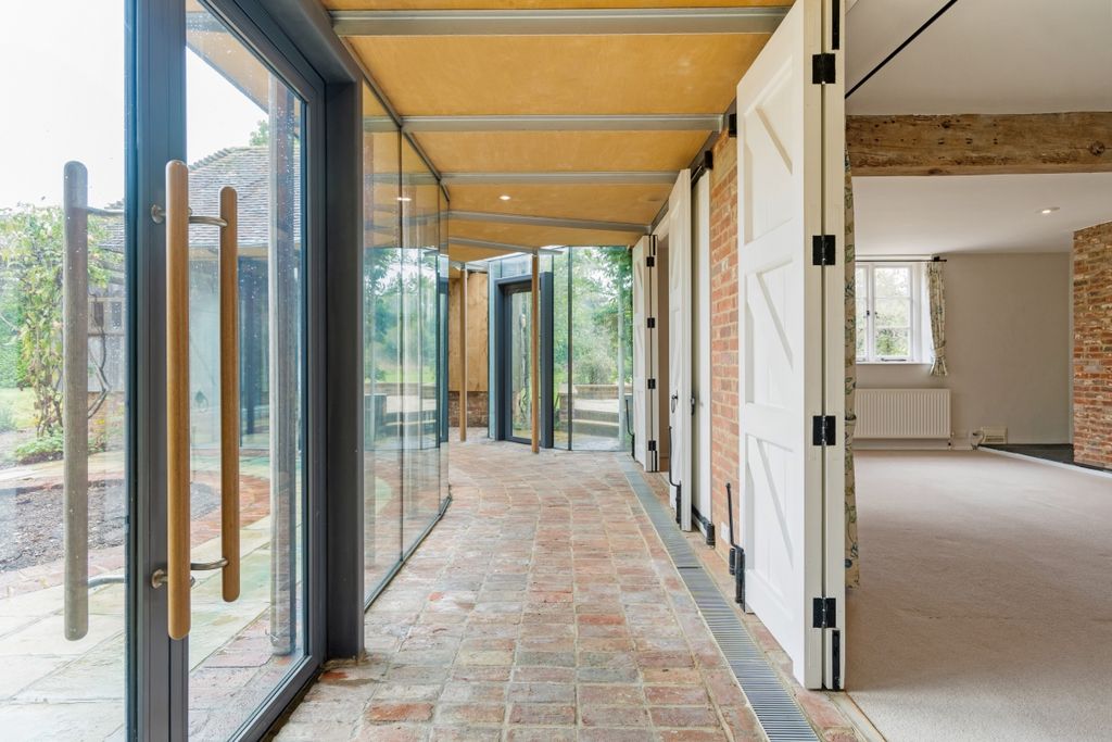 Property photo 3 of 27 79675_Matfield-Oa...