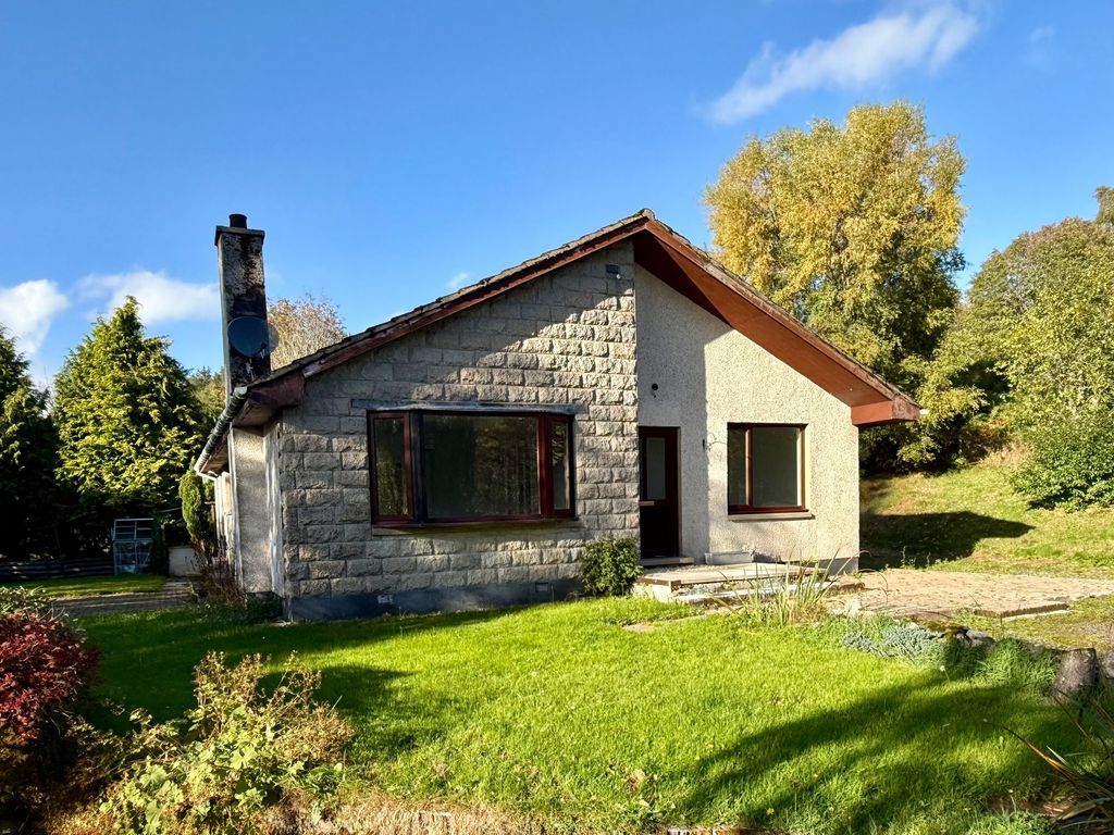 Property photo 1 of 35