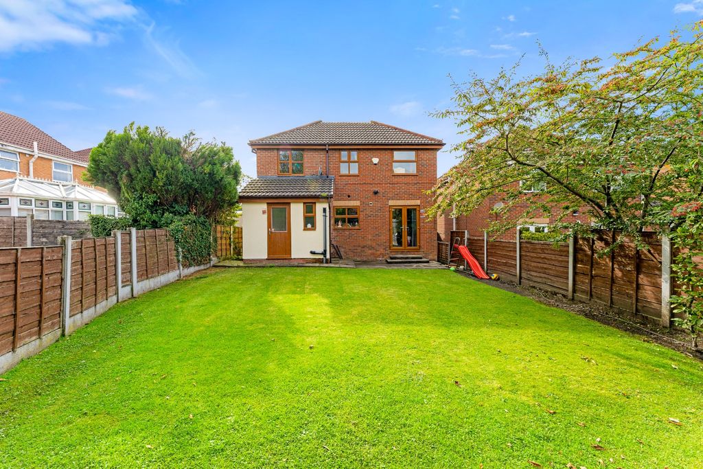 Property photo 2 of 47 4545978