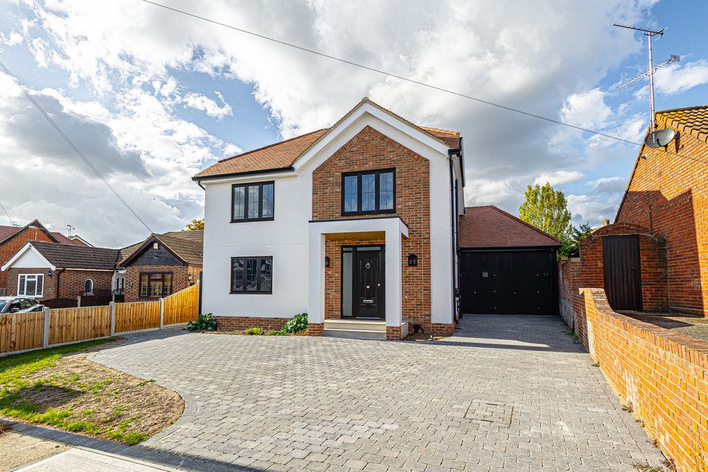 Property photo 1 of 50