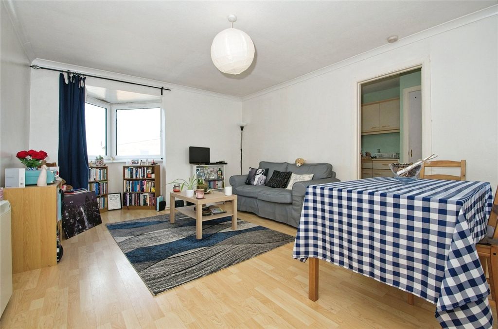 Property photo 3 of 10 Picture No. 18
