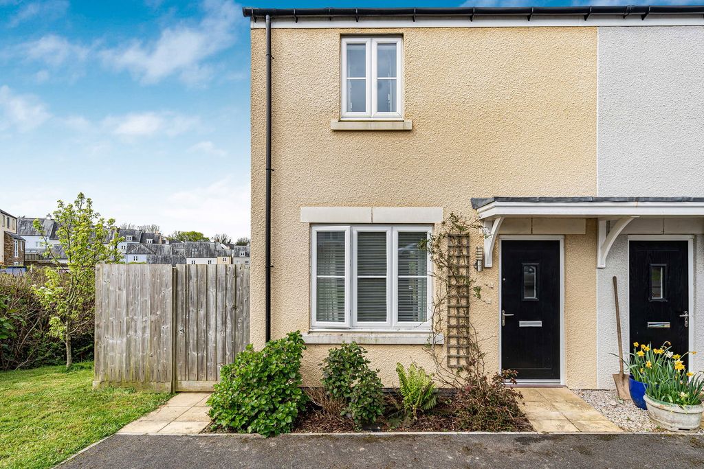 Property photo 1 of 21