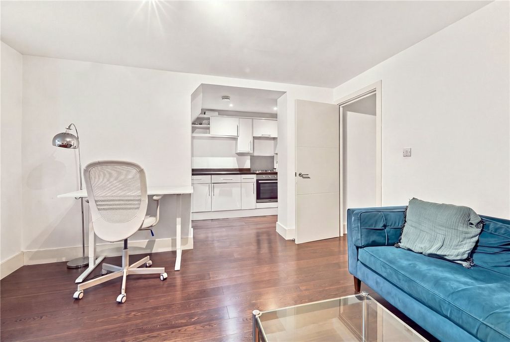 Property photo 3 of 13 Picture No. 04