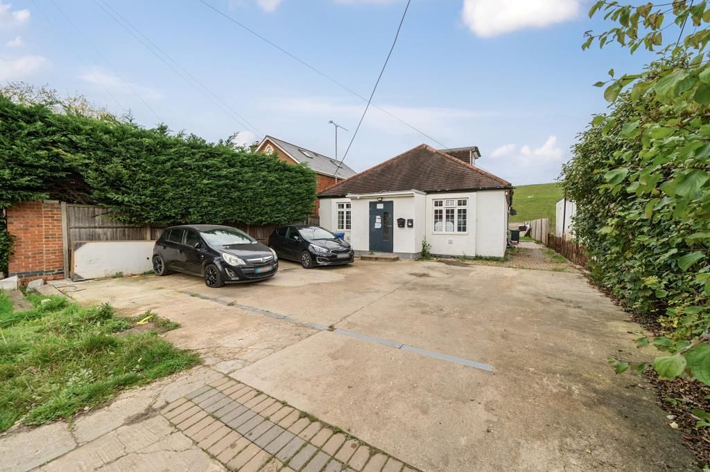 Property photo 1 of 10 External View