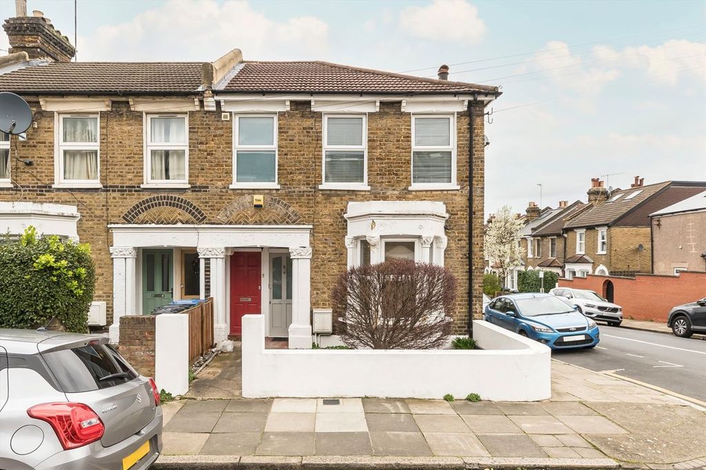 Property photo 1 of 6