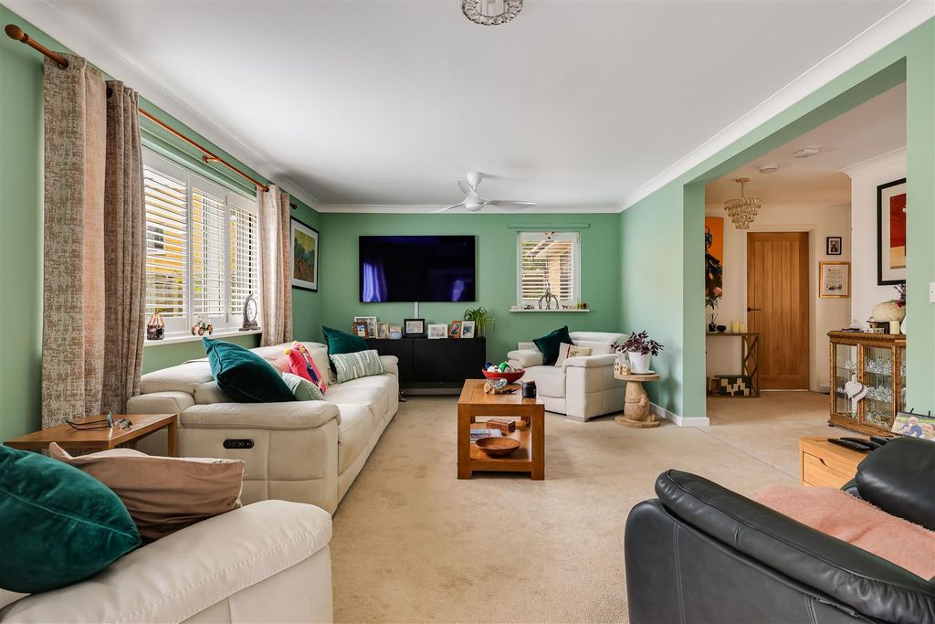 Additional image 6 of 3 bed detached house for saleHeaton Close, Ely CB7