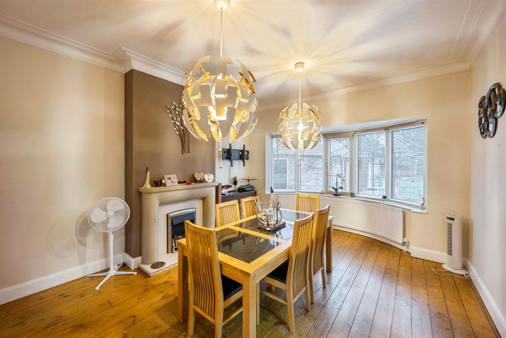 Additional image 6 of 5 bed detached house for saleMelton Road, Sprotbrough, Doncaster DN5