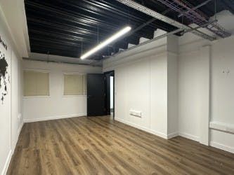 Property photo 2 of 7 5Fb2A243-200c-407B-A6E8-5B619F8Bb260.Jpg