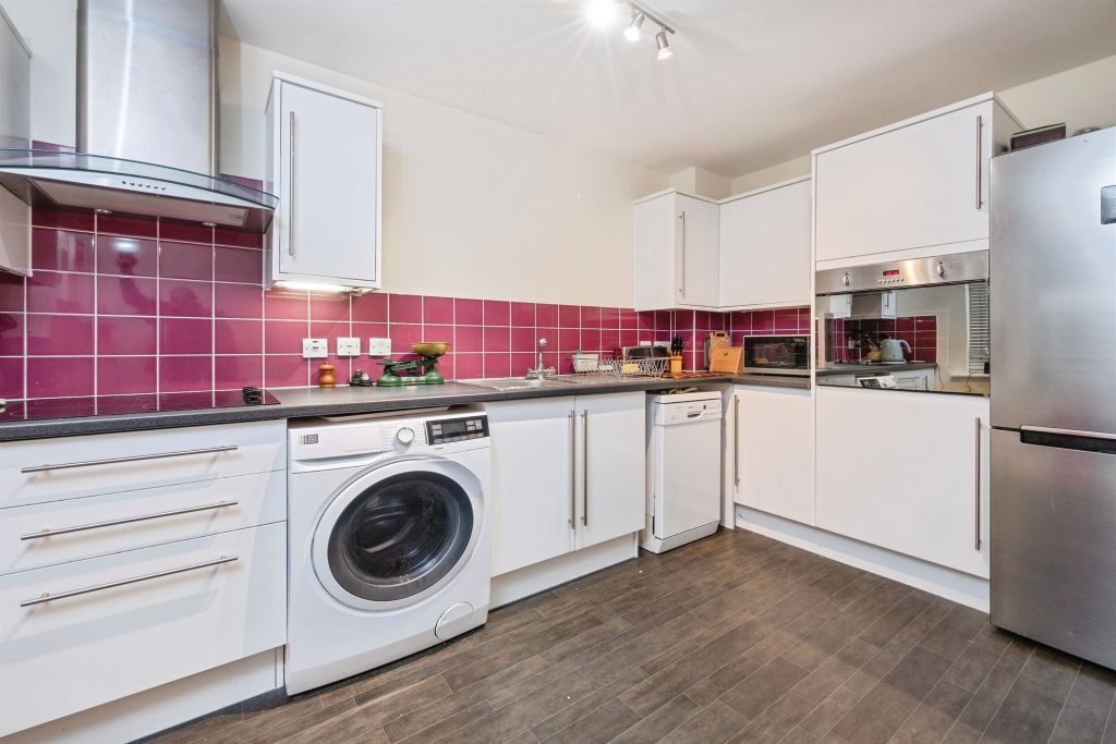 Property photo 2 of 19