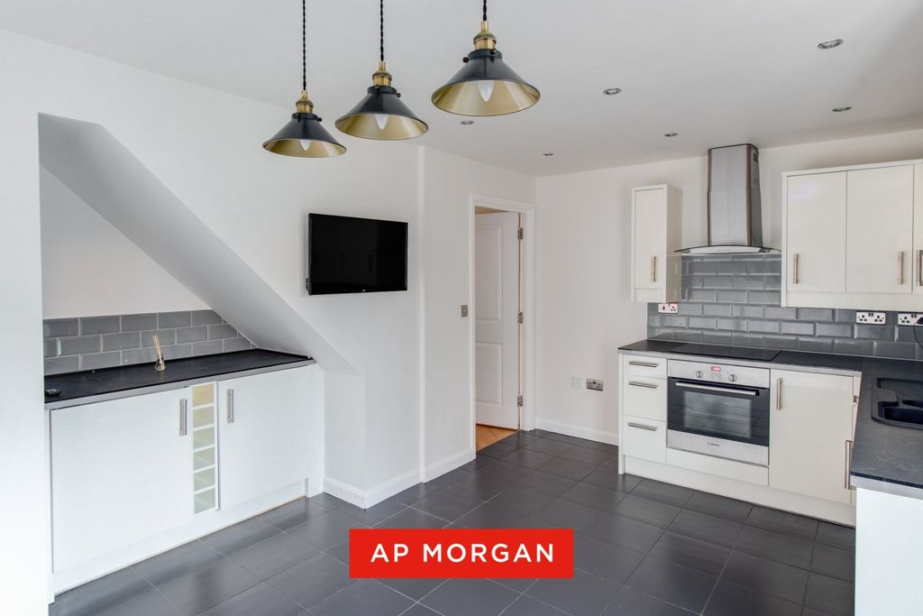 Property photo 3 of 13 Picture No. 15