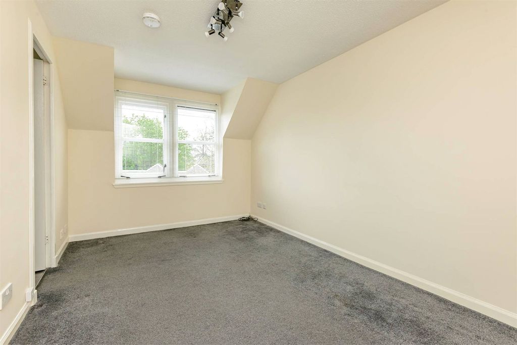 Property photo 2 of 20 Picture No. 02