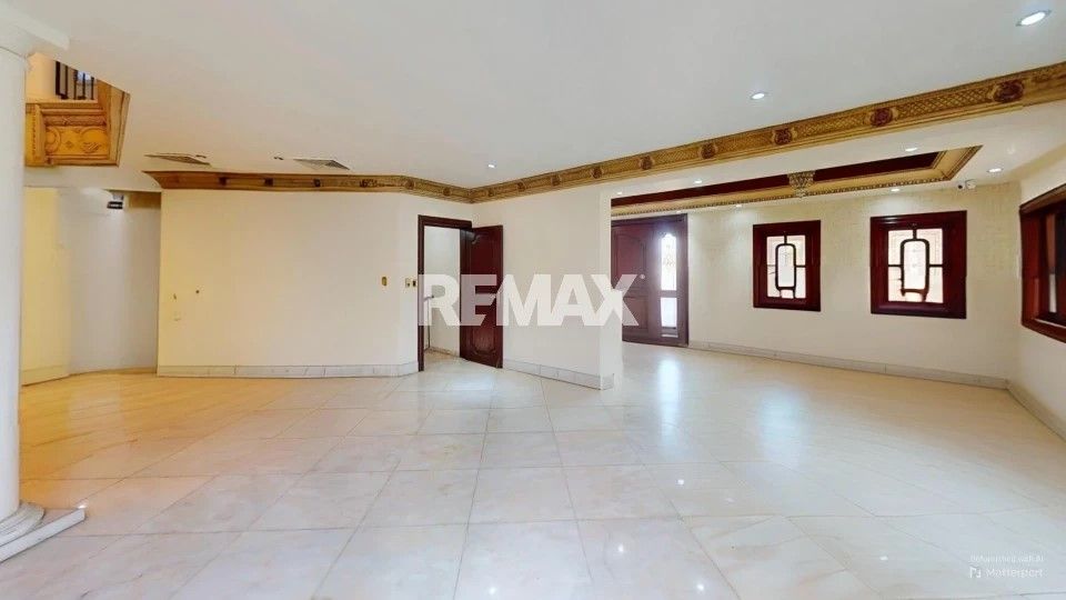 Property photo 3 of 6