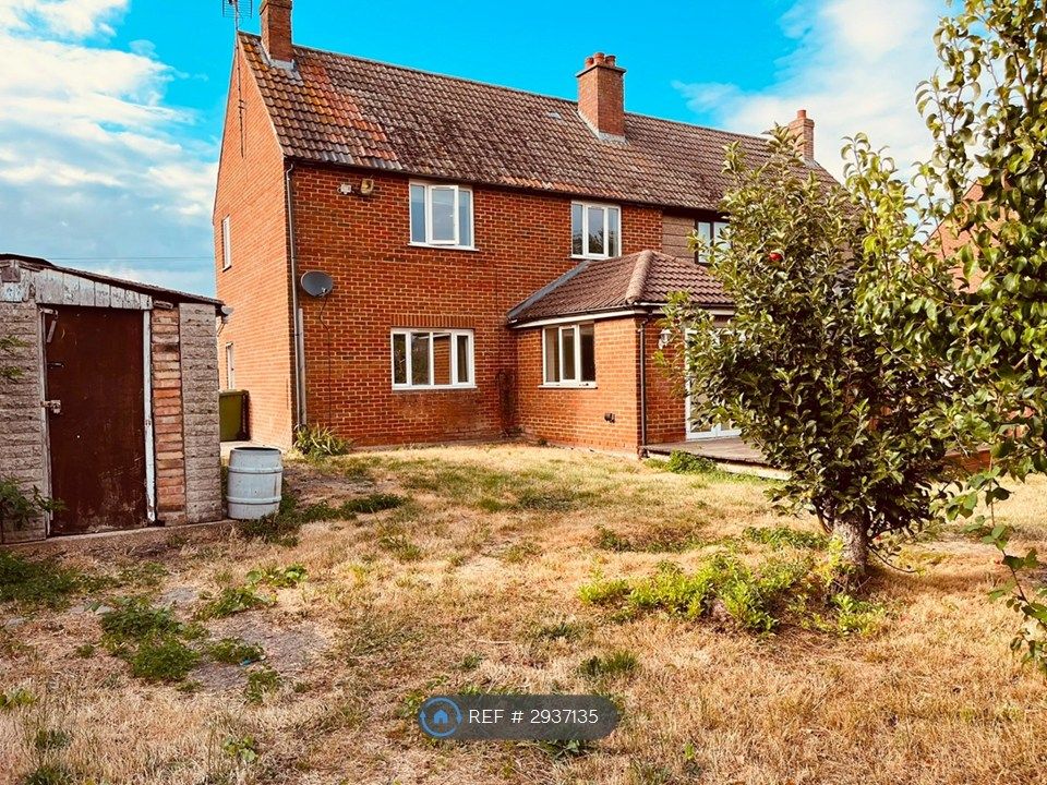 Property photo 2 of 11