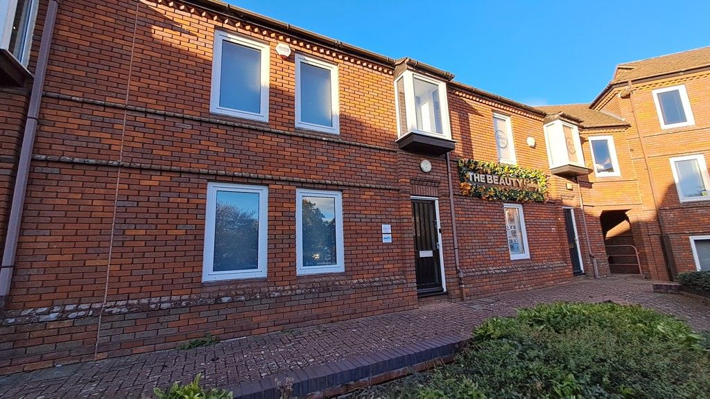 Property photo 1 of 11 Photo 11