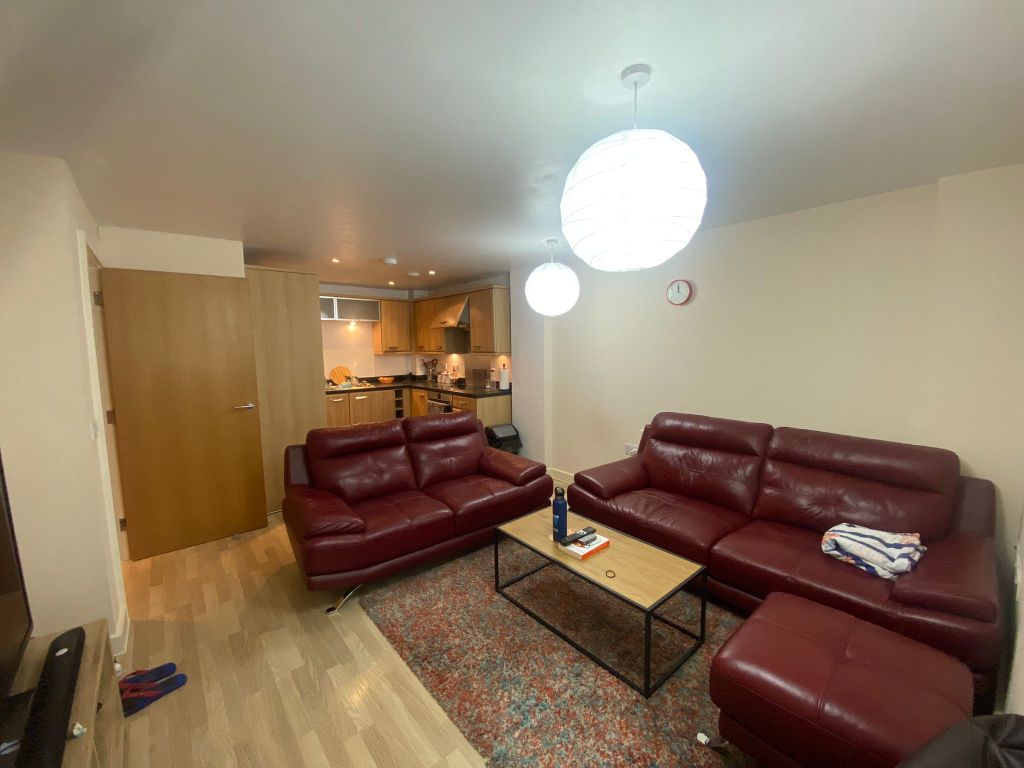 Property photo 1 of 9
