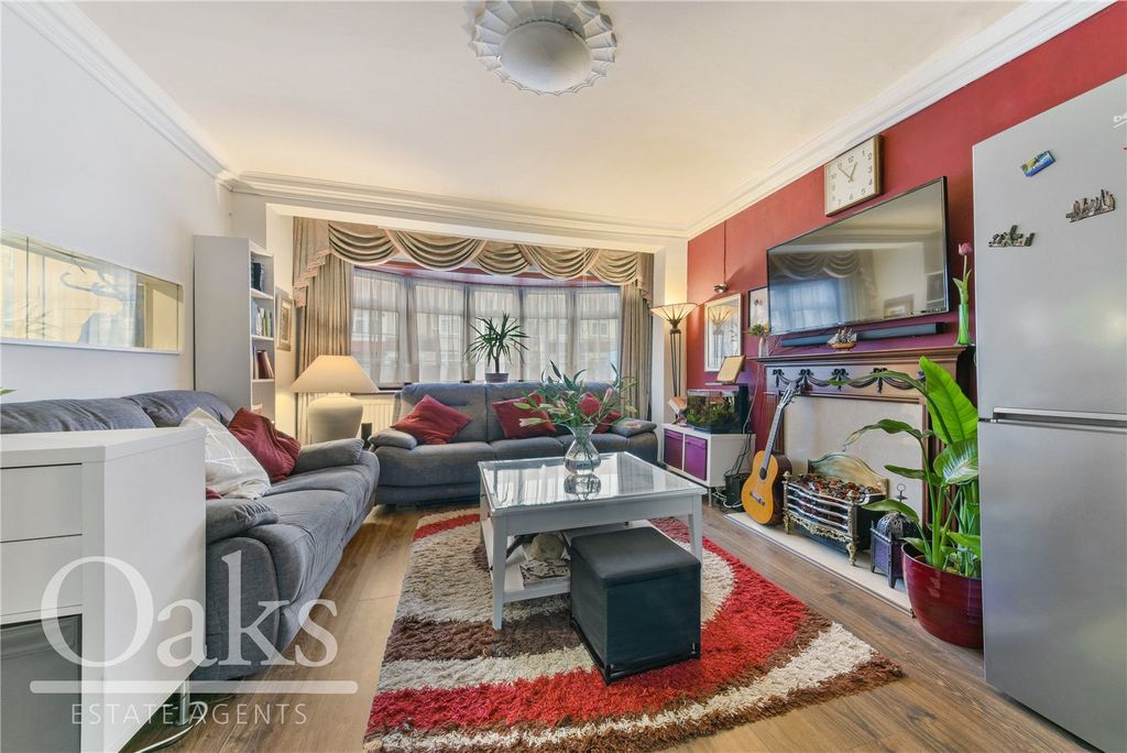 Property photo 2 of 10 Reception