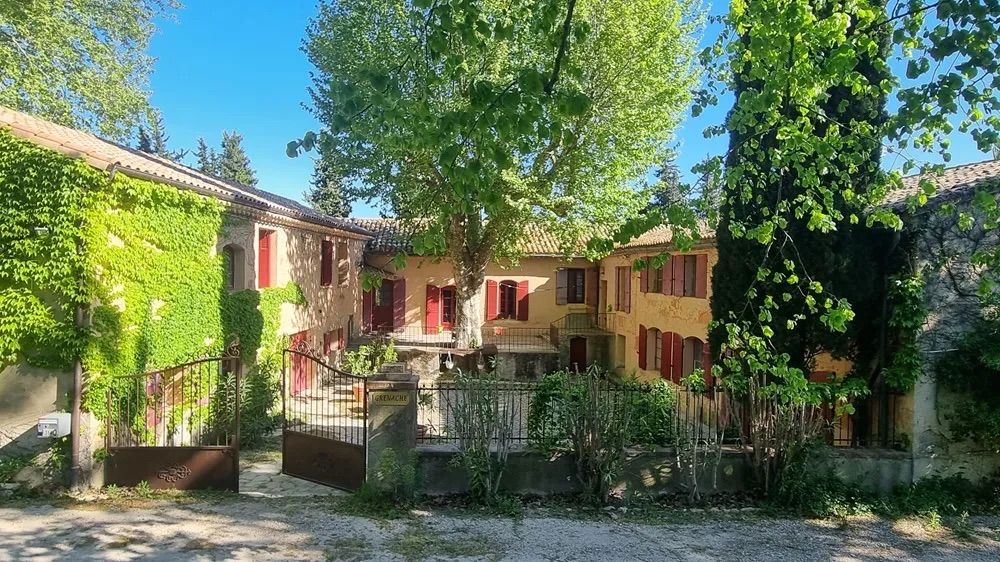 Property photo 1 of 4