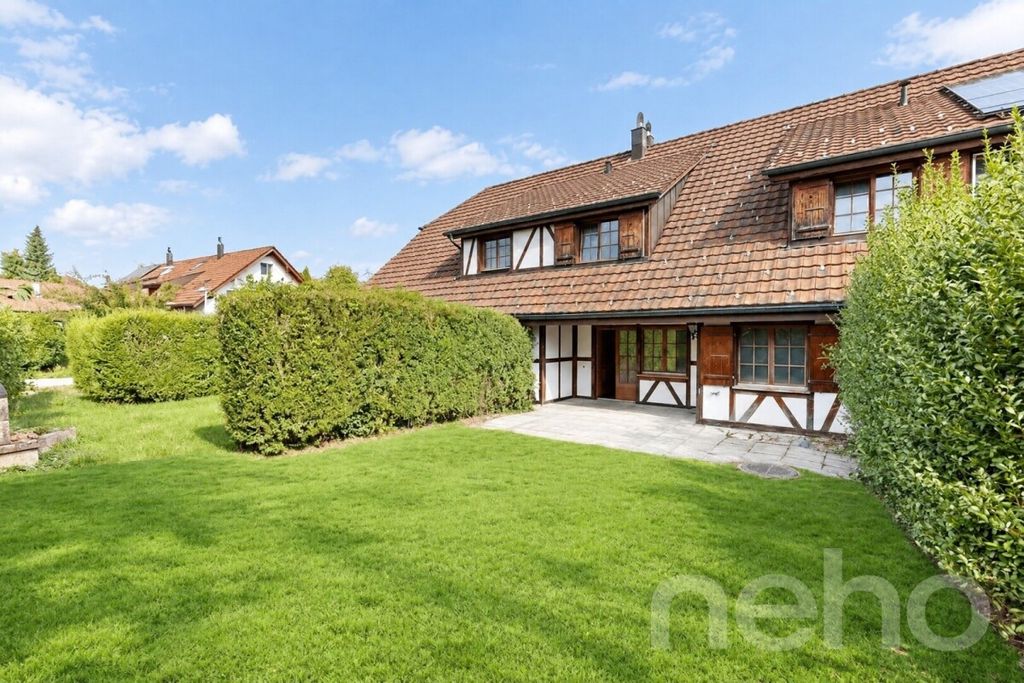 Property photo 3 of 11